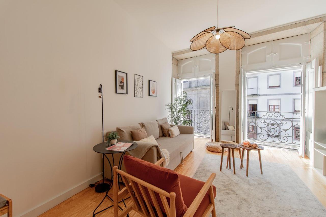 Virtudes Flat W/ Ac & Balcony By Lovelystay Apartment Porto